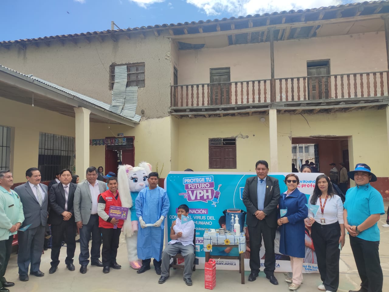 LANZAN OFICIALMENTE LA CAMPAÑA DE VACUNACIÓN CONTRA EL VPH 2025 EN PAMPAS TAYACAJA